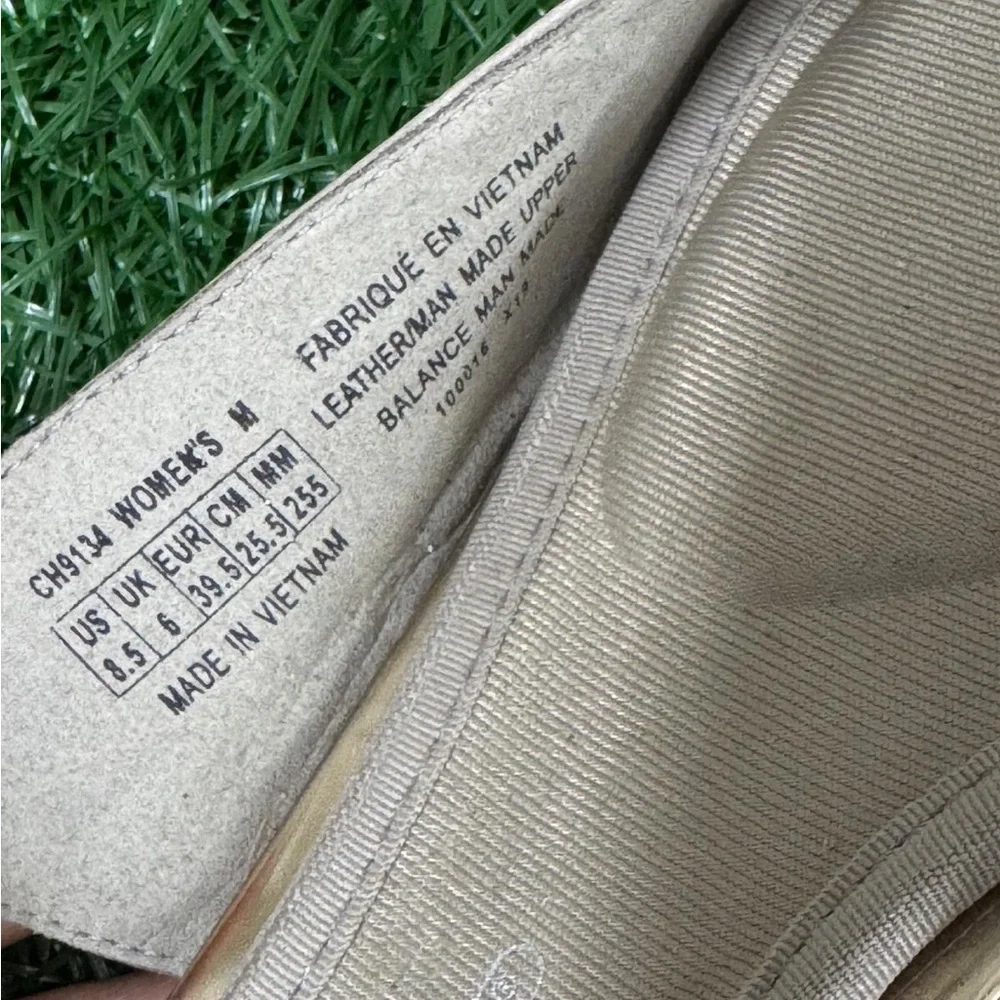 Rockport Elegant Gold Slingback Flats‎ Size 8.5